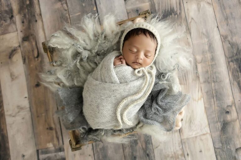 What to pack in your pregnancy hospital bag - baby bloom photography newborn brisbane